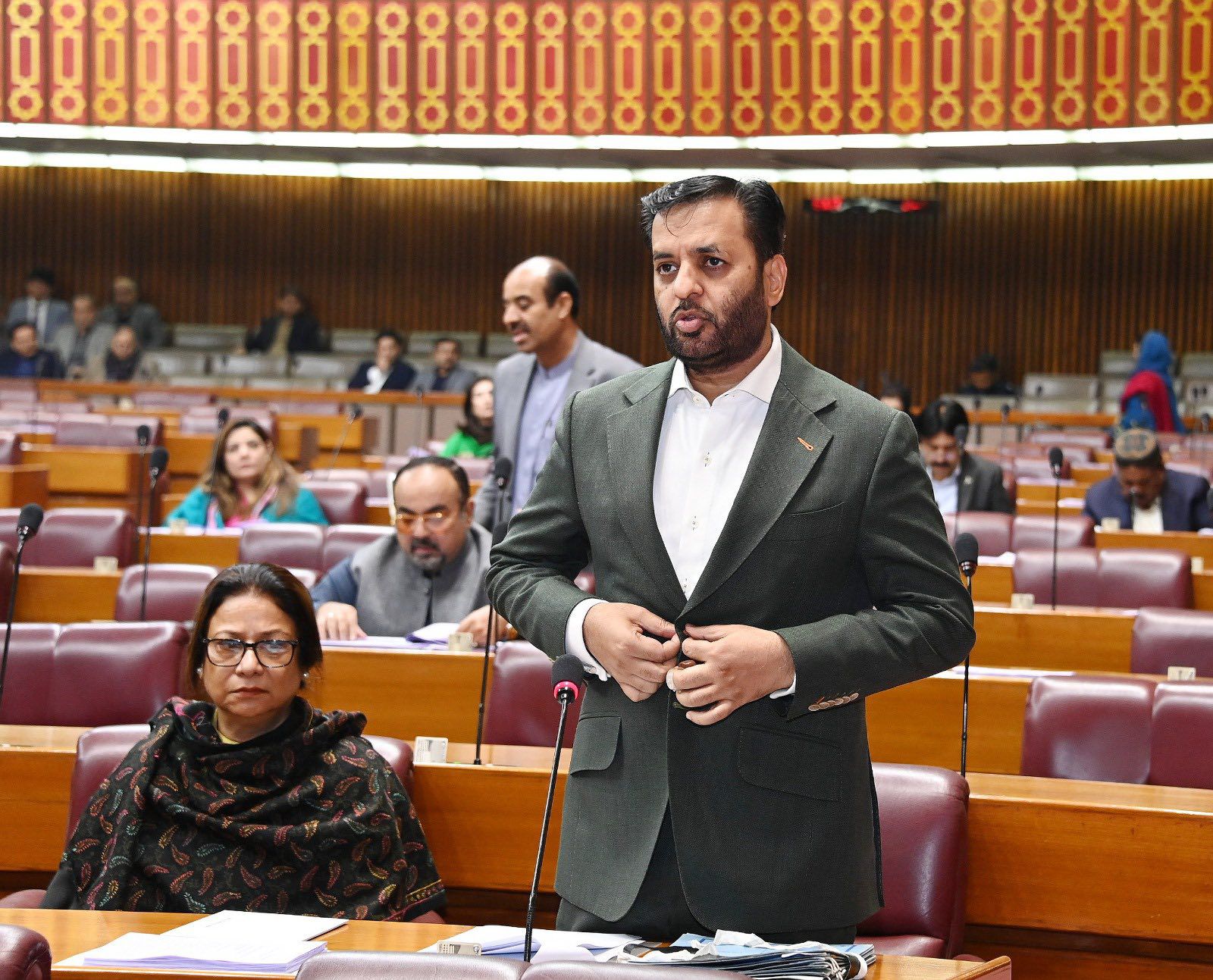 Pakistan to add barcodes to all medicines to combat counterfeits